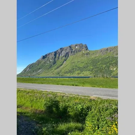 بيت للعطل Linahuset